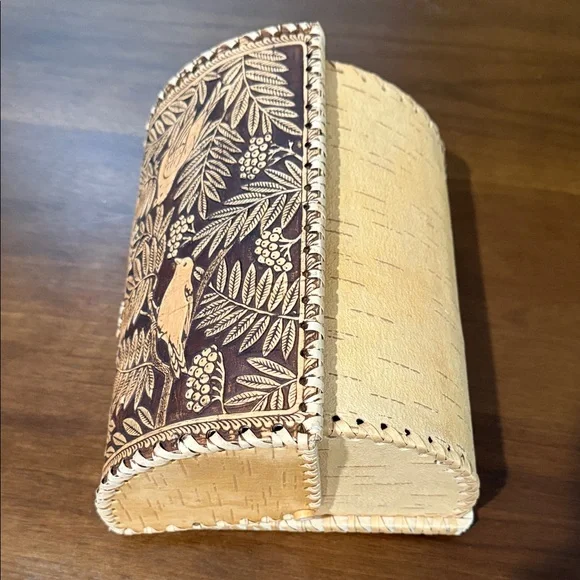 Handcrafted Brown Bread 🍞 🥯🥖🥨🥐 Wooden Storage Box - Picture 4 of 7